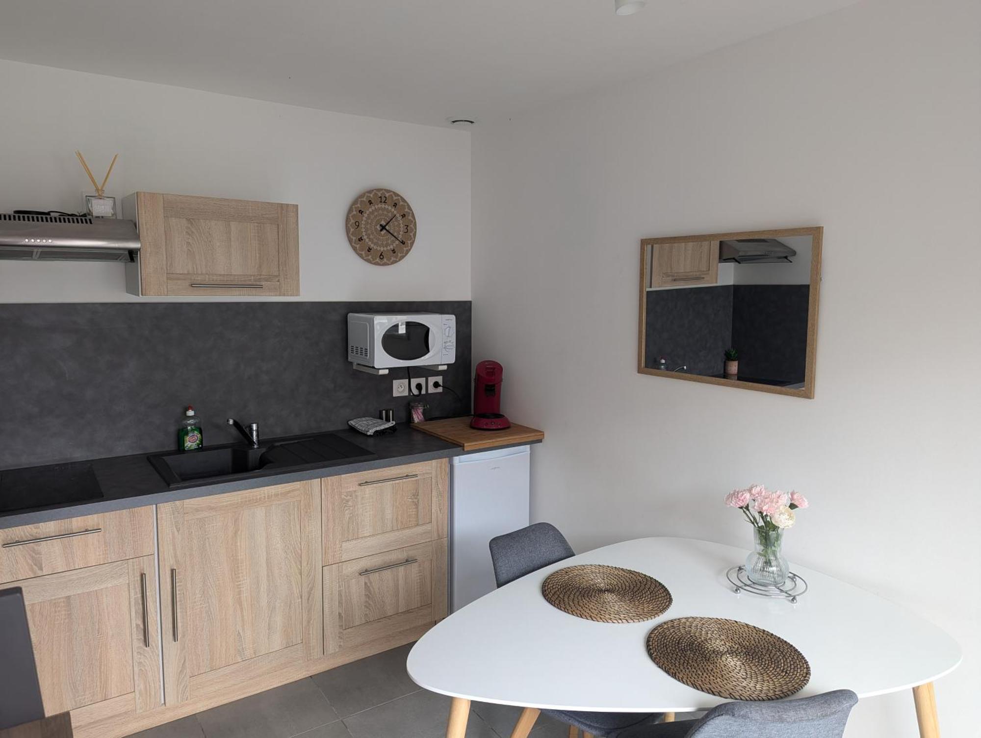 Studio Les Chambres De La Source - Milouin Sancourt  Luaran gambar